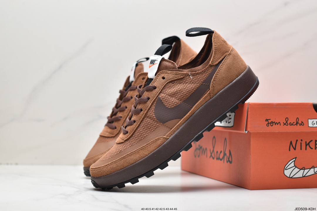 150 Tom Sachs x Nike Craft 该鞋款鞋DA6672-201