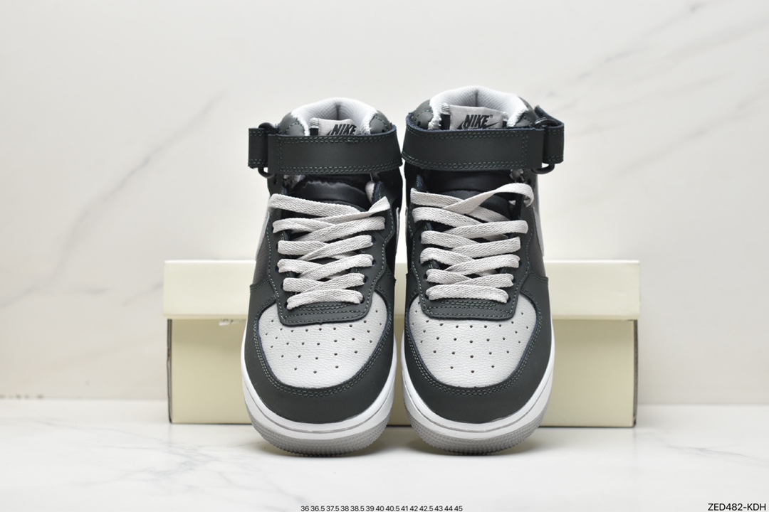 260 Nike Air Force 1 空军一号 官方同步 CW6817-067