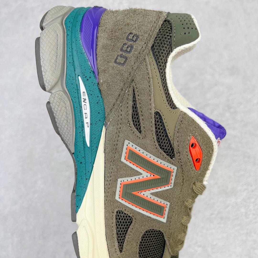 图片[6]-＃K版纯原福利 YCMC x New Balance M990SO3 新百伦NB990V3 联名橄榄绿 第三代总统复古慢跑鞋 正确3M反光细节 原楦原纸版开发 正确6层组合底模精密开发 搭载全新碳素中底 后跟透明TPU水晶装饰条稳固 沿用了引以为傲的跑鞋手工技艺 采用猪皮绒面并包裹局部透气网面的鞋身设计 菱网鞋舌上刻有New Balance USA 鞋面依旧身着经典的大热之灰 彰显了其高端的品质身份 尺码：36 37 37.5 38 38.5 39 40 40.5 41.5 42 42.5 43 44 45-选品中心