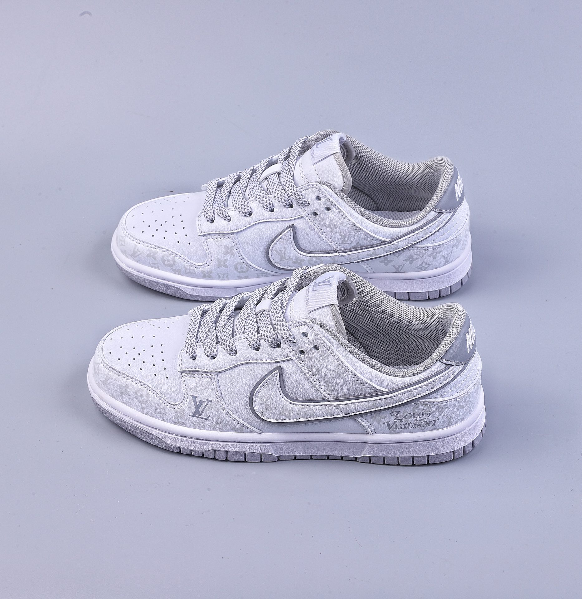 220 NIKE DUNK SB Low LV联名 高端定制 SB低帮运动休闲板鞋 XD6188-004