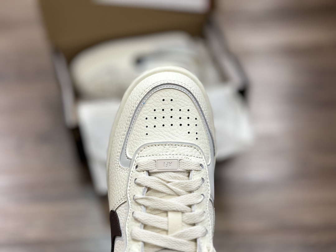 200 Nike Air Force 1 LOW 空军一号低帮运动鞋 FD0804-100