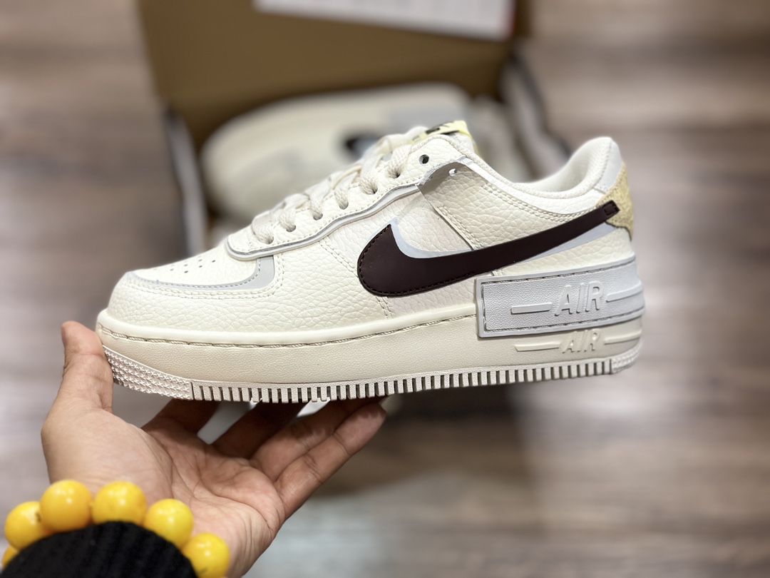 200 Nike Air Force 1 LOW 空军一号低帮运动鞋 FD0804-100