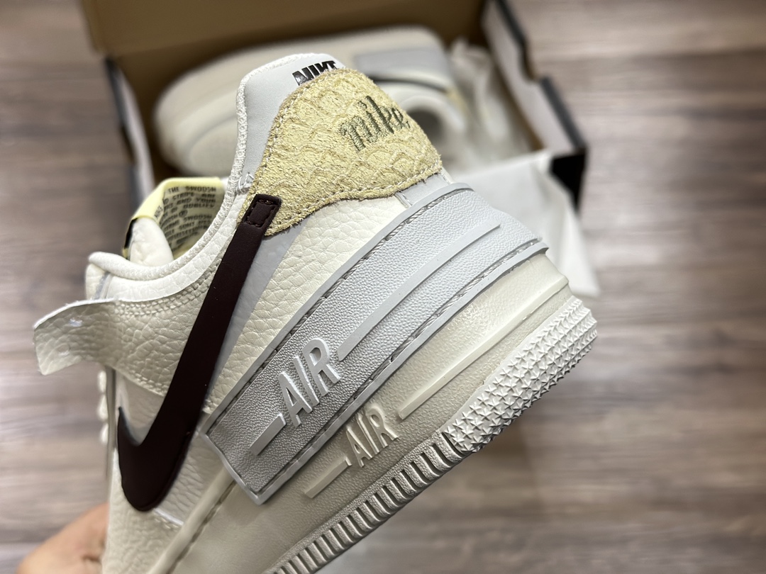 200 Nike Air Force 1 LOW 空军一号低帮运动鞋 FD0804-100