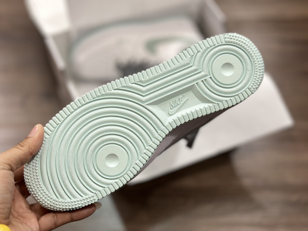 240 Nike Air Force 1 LOW 空军一号低帮运动鞋  MN5263-128