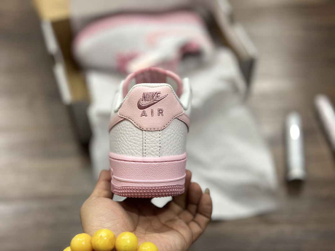 200 Nike Air Force 1 LOW 空军一号低帮运动鞋 CT3839-107