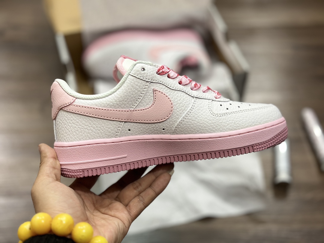 200 Nike Air Force 1 LOW 空军一号低帮运动鞋 CT3839-107