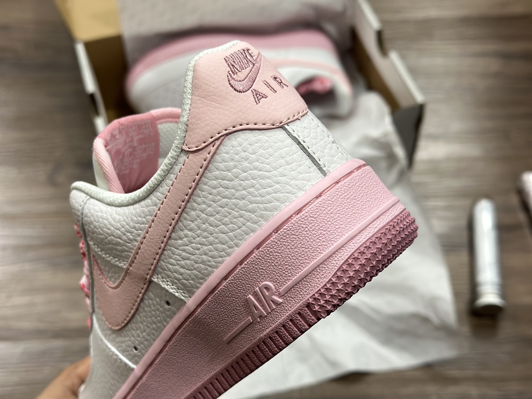 200 Nike Air Force 1 LOW 空军一号低帮运动鞋 CT3839-107
