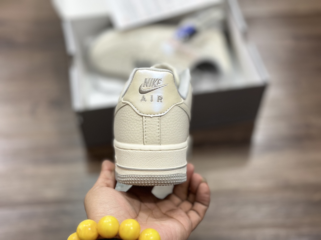 260 Nike Air Force 1 LOW 空军一号低帮运动鞋 DD9915-611