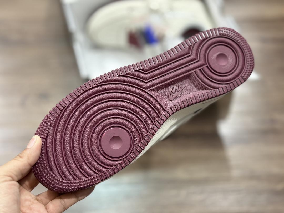 260 Nike Air Force 1 LOW 空军一号低帮运动鞋 DD9915-666