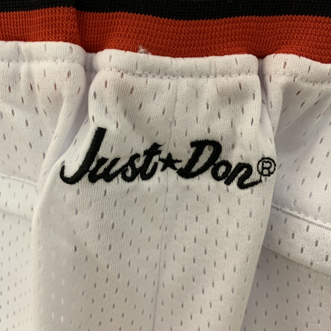 Chicago Bulls Retro Basketball Shorts with High-Quality Embroidery and Customized Design - 图片 6