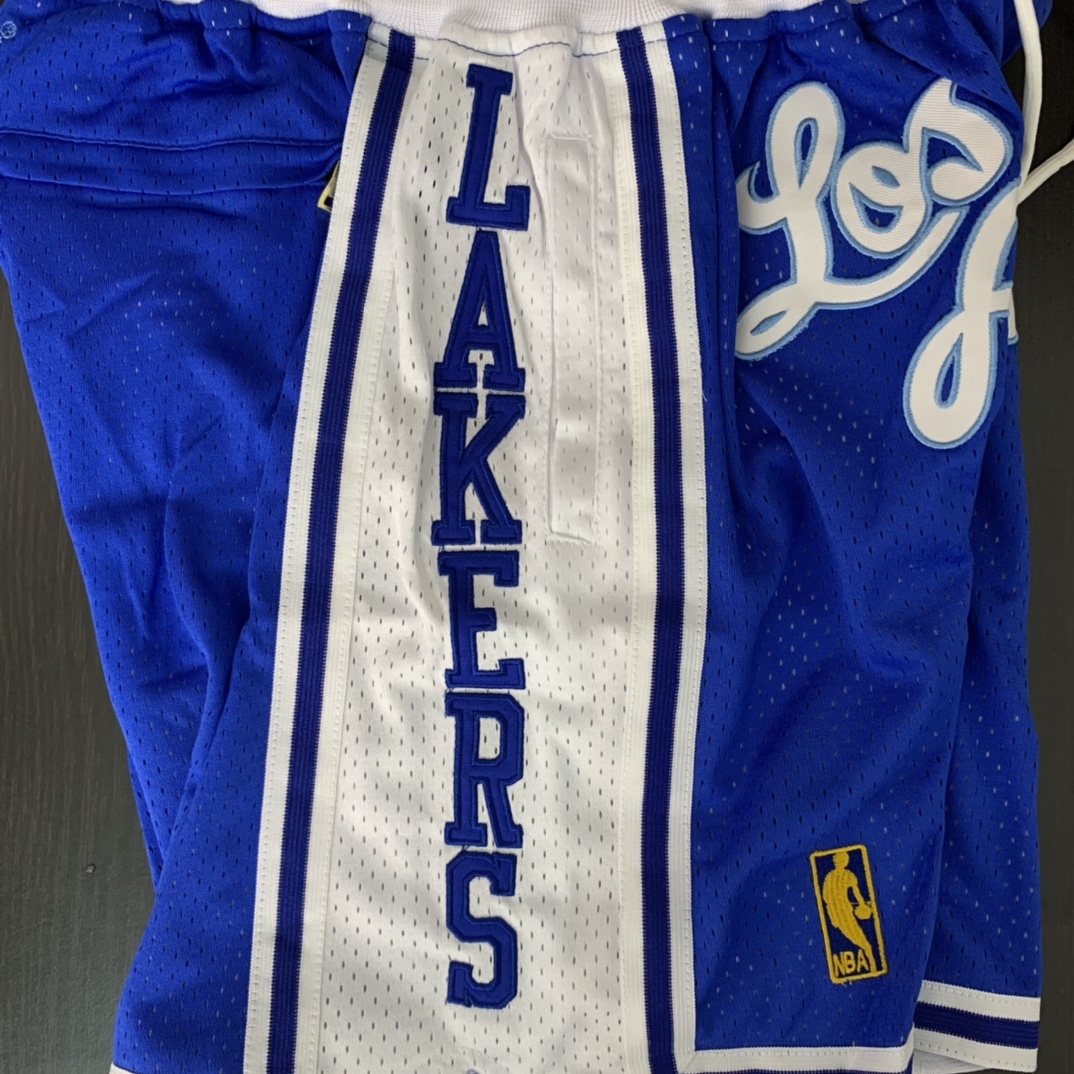 James Lakers Retro Basketball Shorts Sold Out, CEO Jenny Bass Interacts with Fans - 图片 6