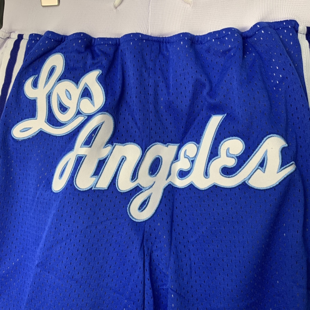 James Lakers Retro Basketball Shorts Sold Out, CEO Jenny Bass Interacts with Fans - 图片 3