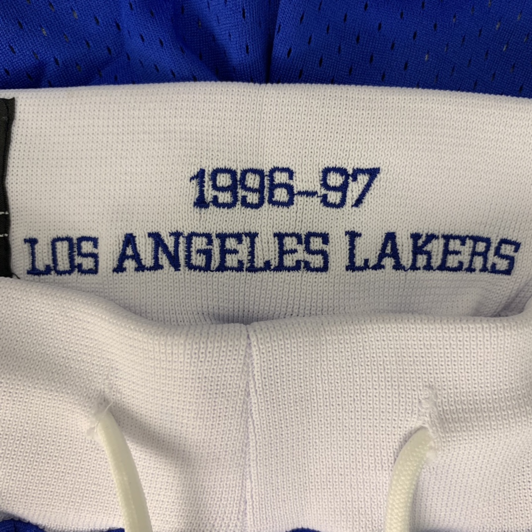 James Lakers Retro Basketball Shorts Sold Out, CEO Jenny Bass Interacts with Fans - 图片 7