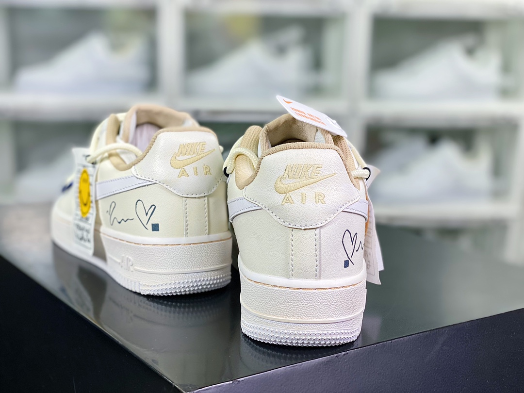 240 Air Force 1'07 Low”Beige/Blue/Yellow Smile”空军一号CW2288-111
