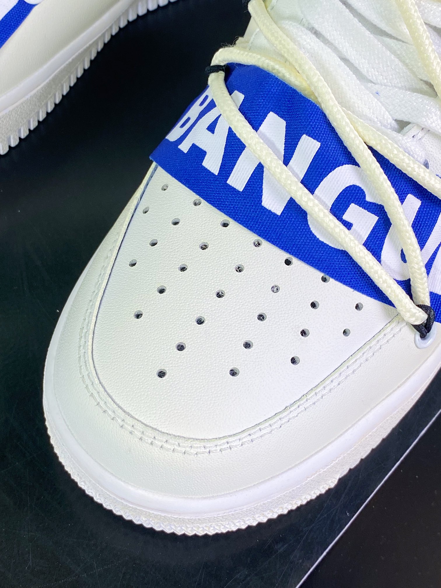 240 Air Force 1'07 Low”Beige/Blue/Yellow Smile”空军一号CW2288-111