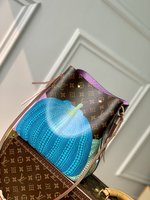 Louis Vuitton LV NeoNoe Handbags Bucket Bags Monogram Canvas Calfskin Cowhide m46473