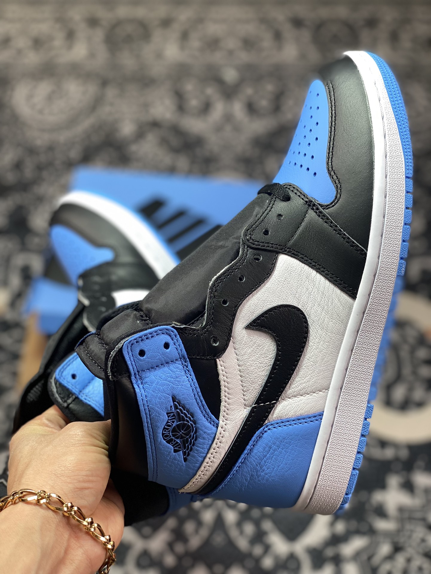 Preferred original level Air Jordan 1 ”University Blue” AJ1 Joe 1 high top cultural basketball shoes blue and white DZ5485-400-Top High Quatity Cheap Sneakers Fashion Clothing Clothes Bags handbags Shoes of all Brand wholesale With The best Quality And Beautiful Price from China Factory Chinese suppliers wholesaler seller Preferred original level Air Jordan 1 ”University Blue” AJ1 Joe 1 high top cultural basketball shoes blue and white DZ5485-400