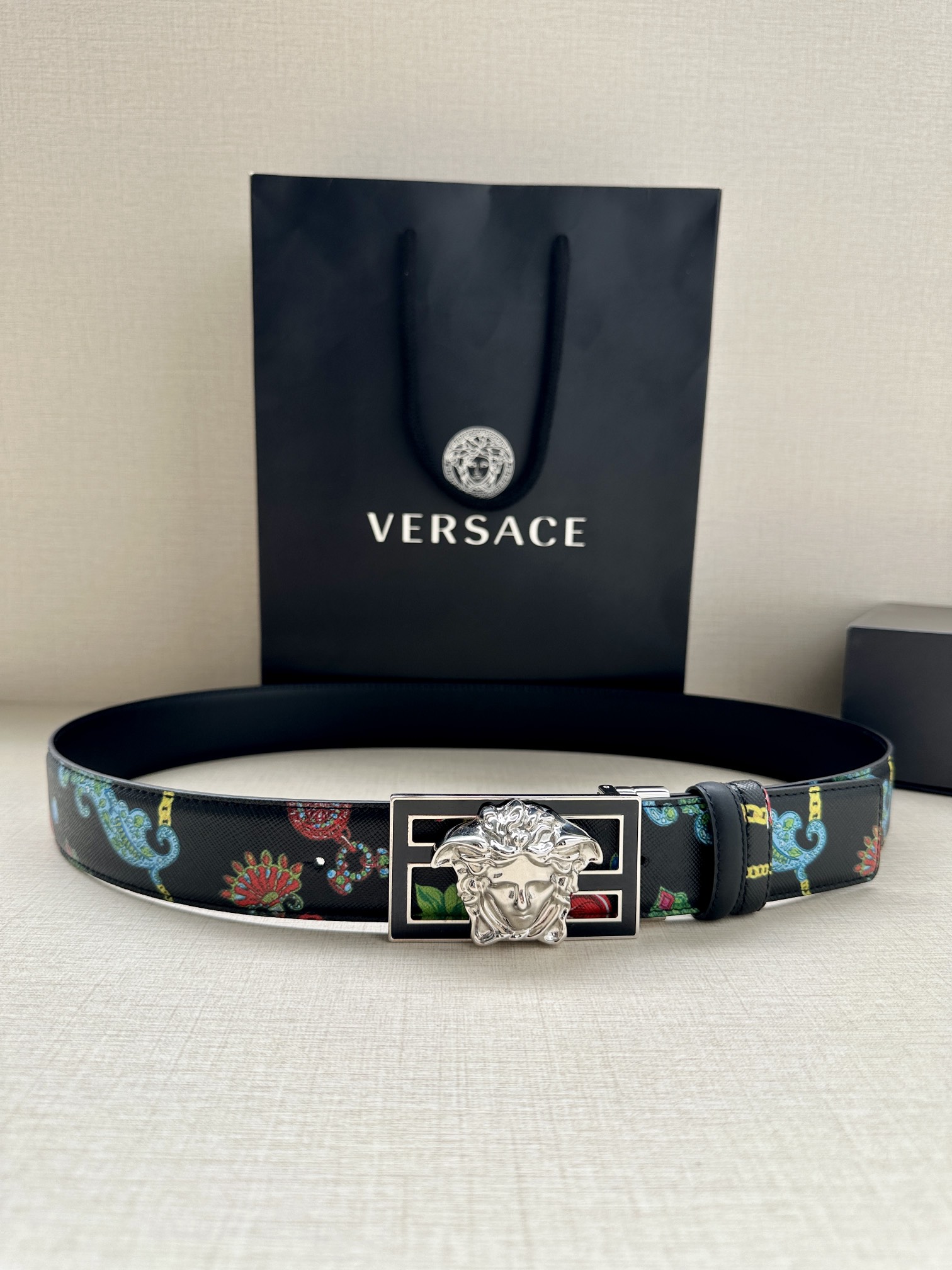 宽度3.8cmVERSACE/FEN