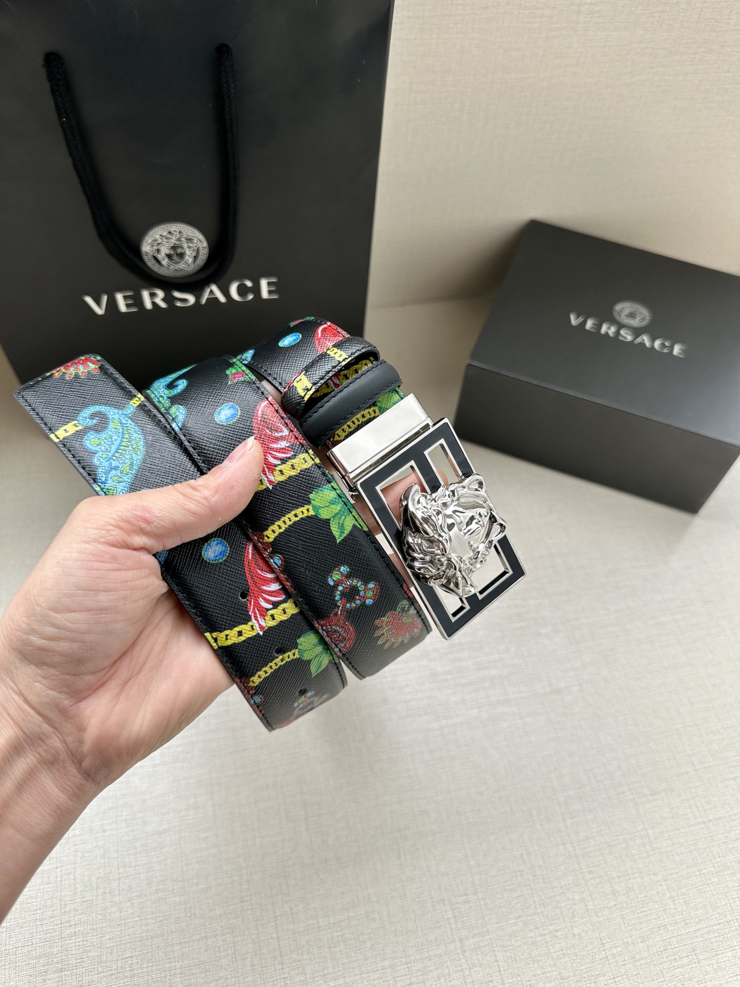 宽度3.8cmVERSACE/FEN