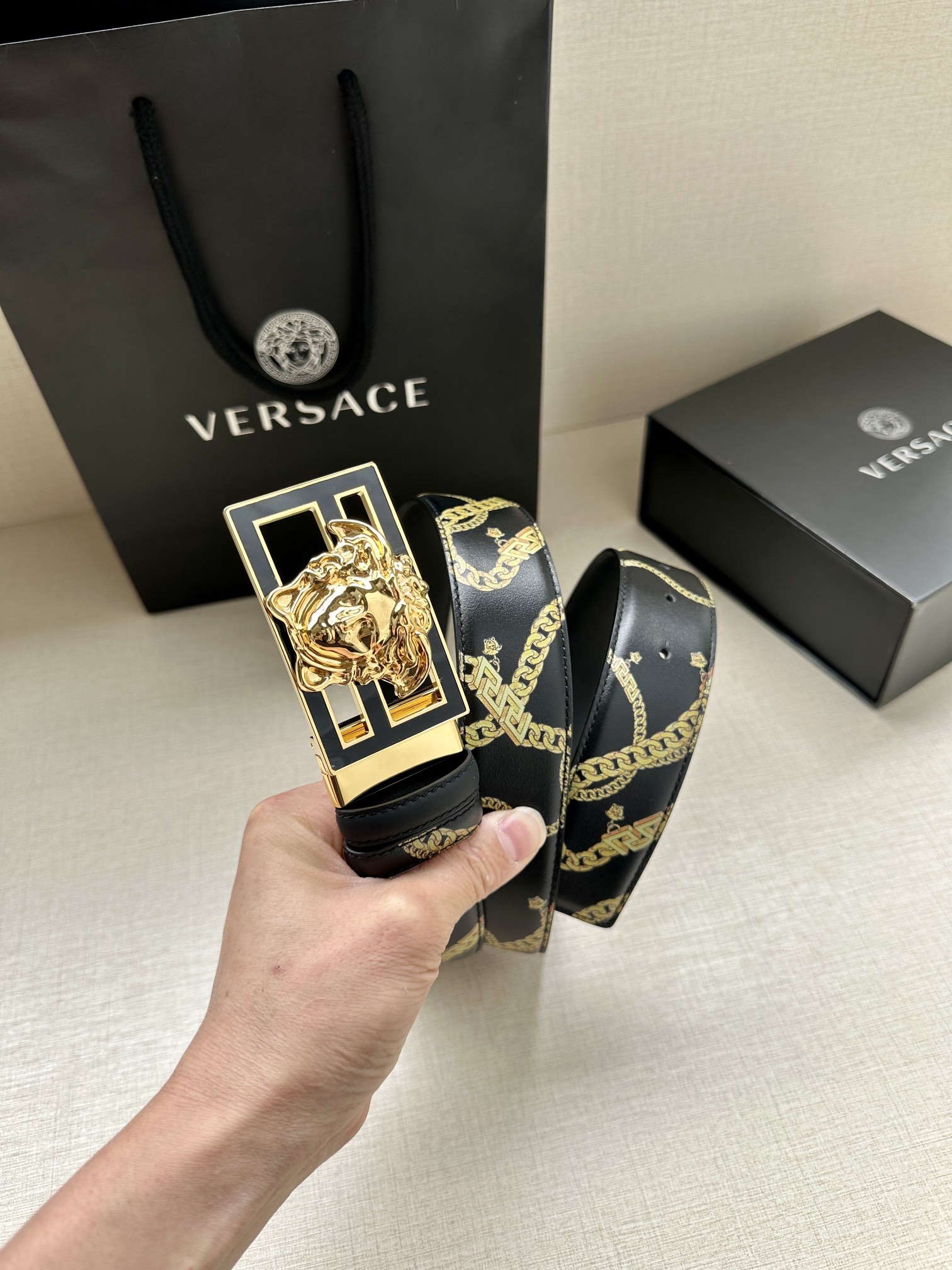 宽度3.8cmVERSACE/FEN