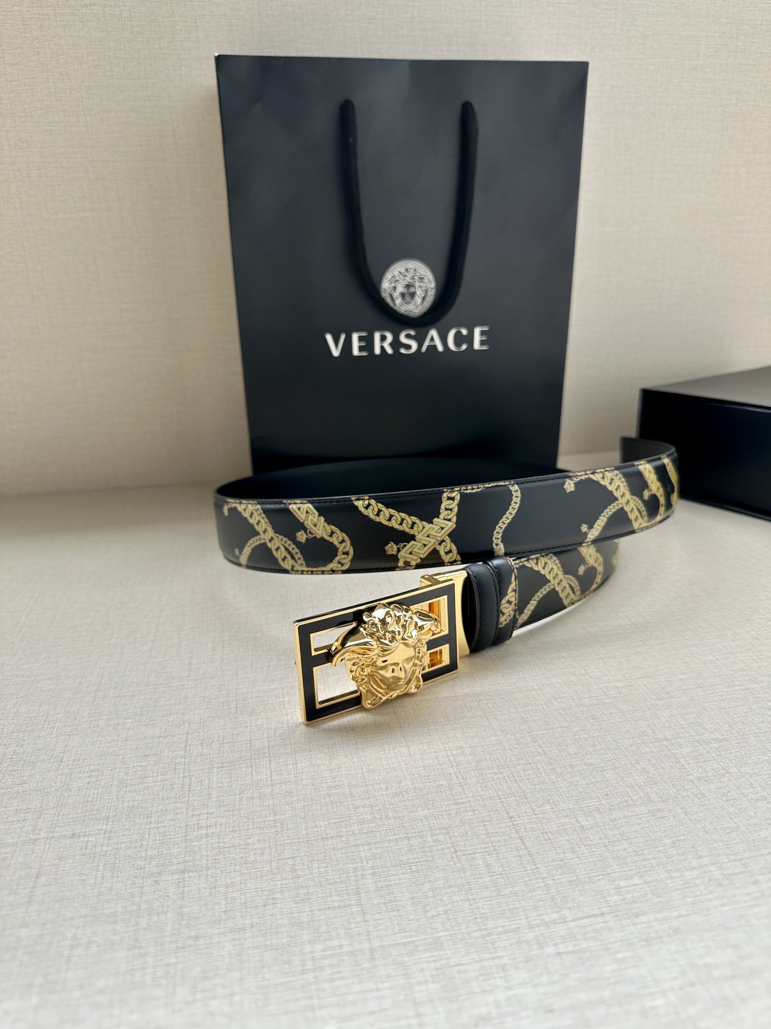 宽度3.8cmVERSACE/FEN