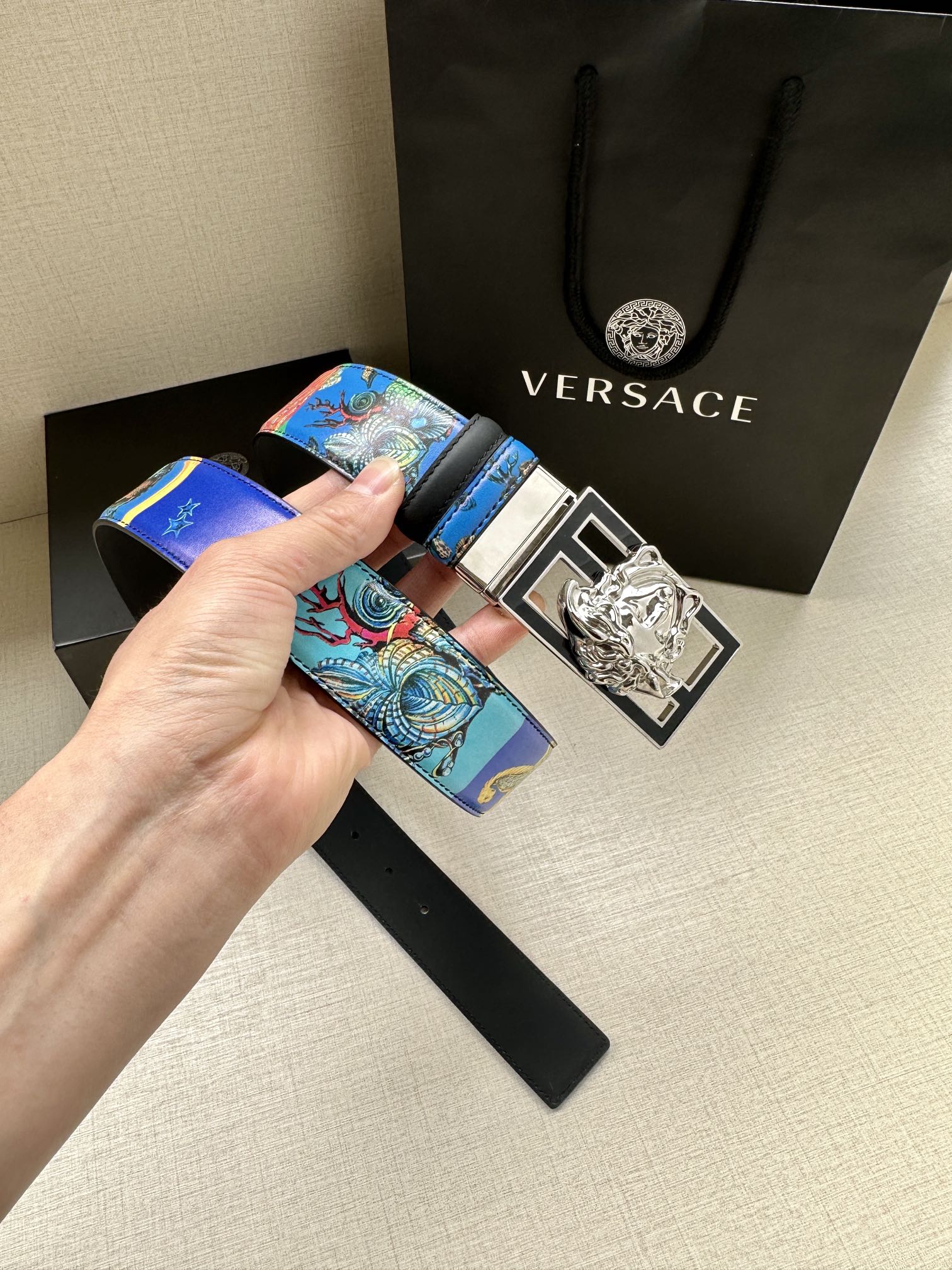 宽度3.8cmVERSACE/FEN