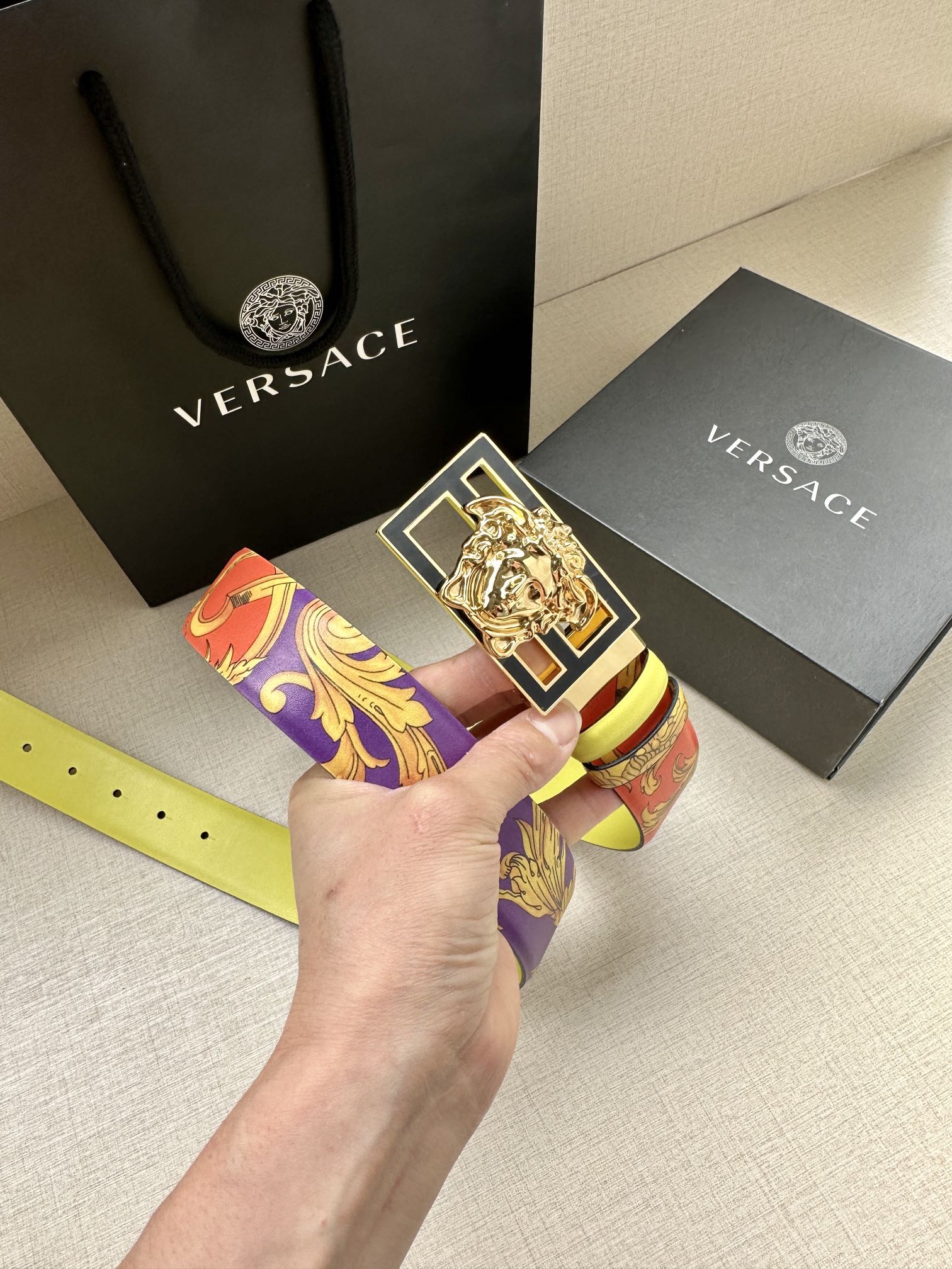 宽度3.8cmVERSACE/FEN