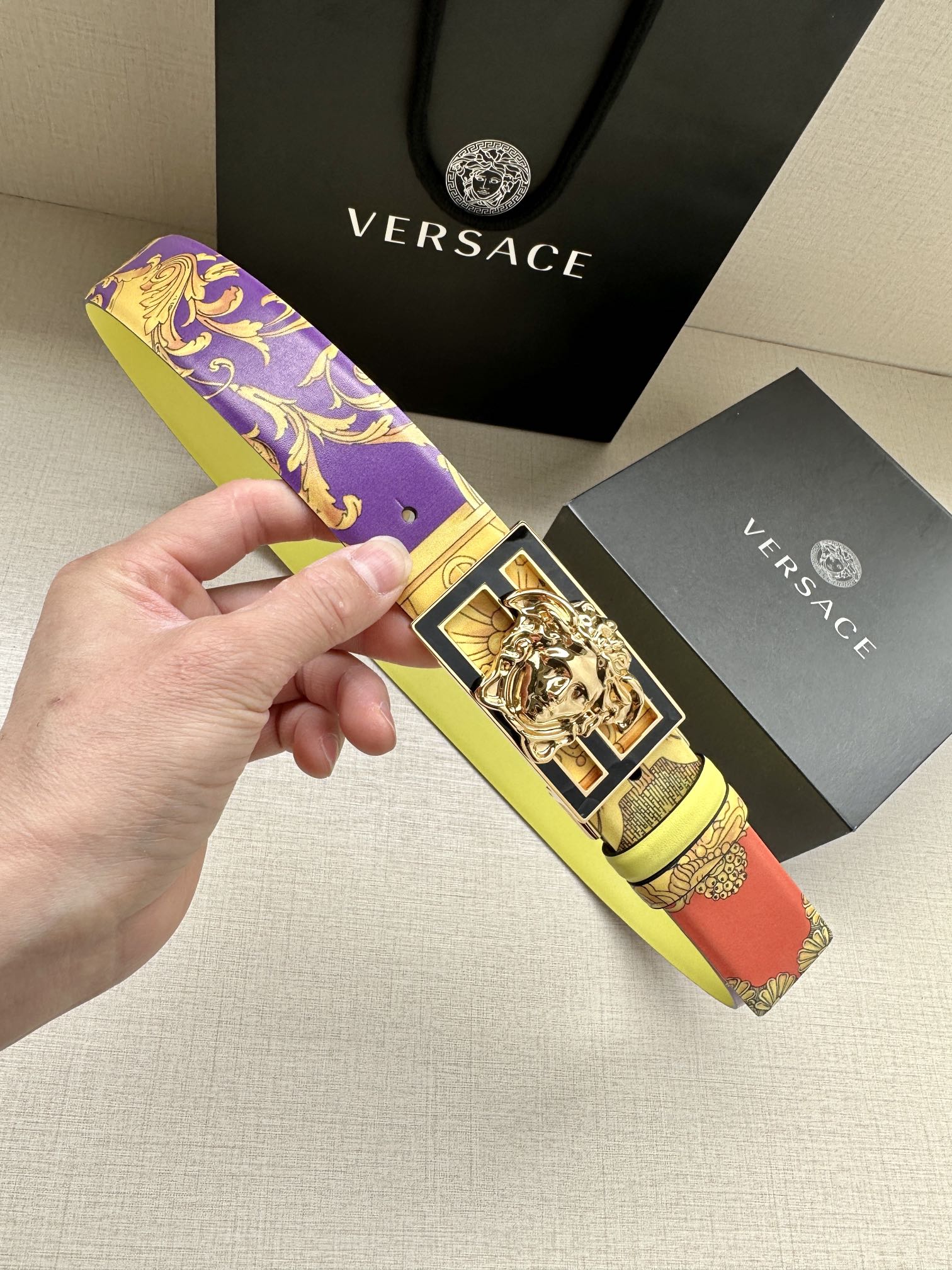 宽度3.8cmVERSACE/FEN