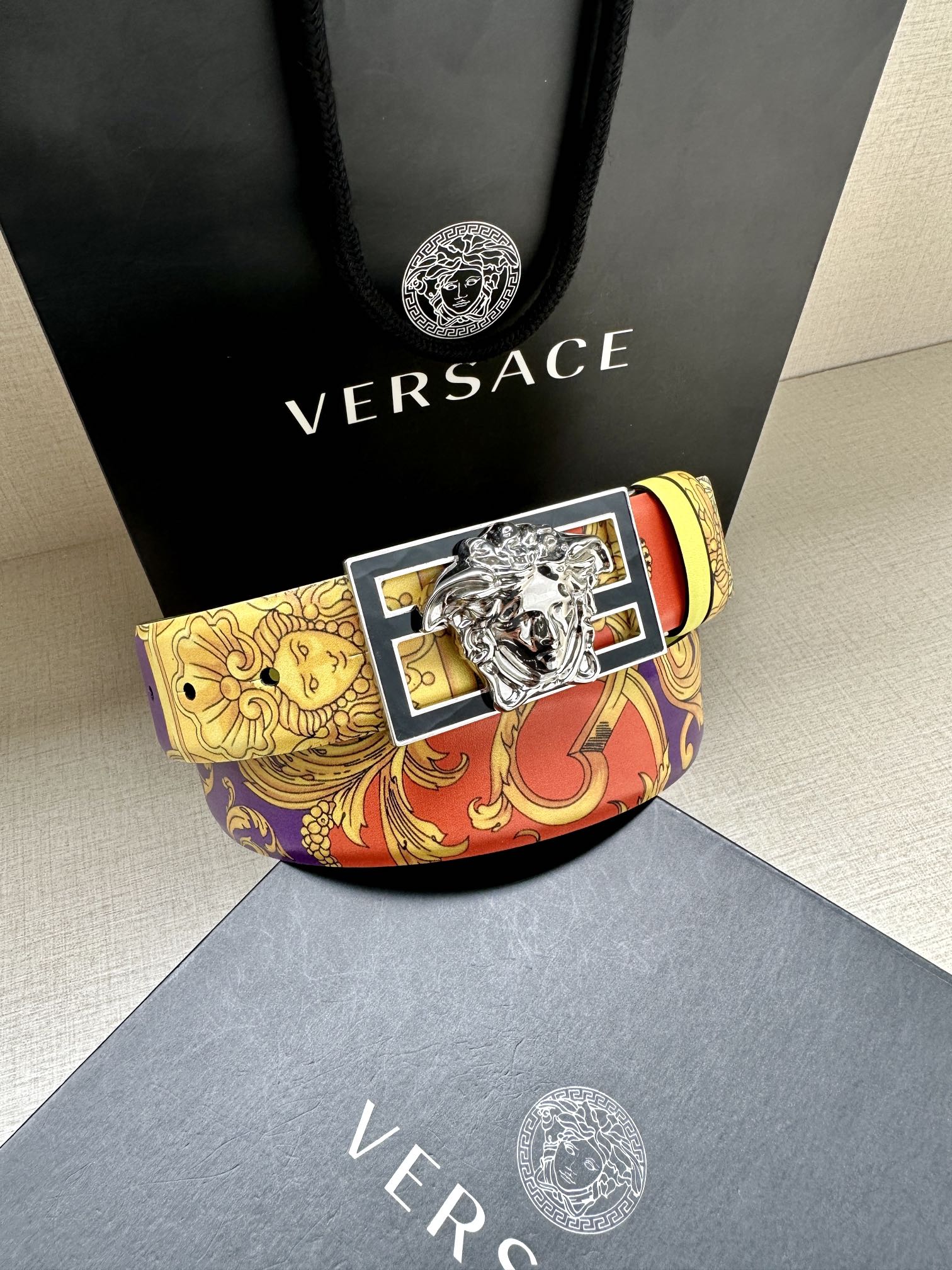 宽度3.8cmVERSACE/FEN