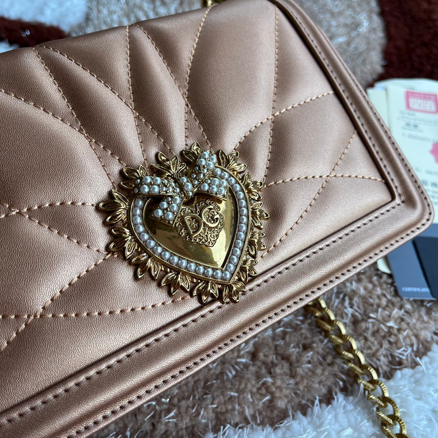 小号Dolce&Gabbana杜嘉班纳款号4152原单细腻手工制造进口头层牛皮配以原厂五金包身顶部纯手工
