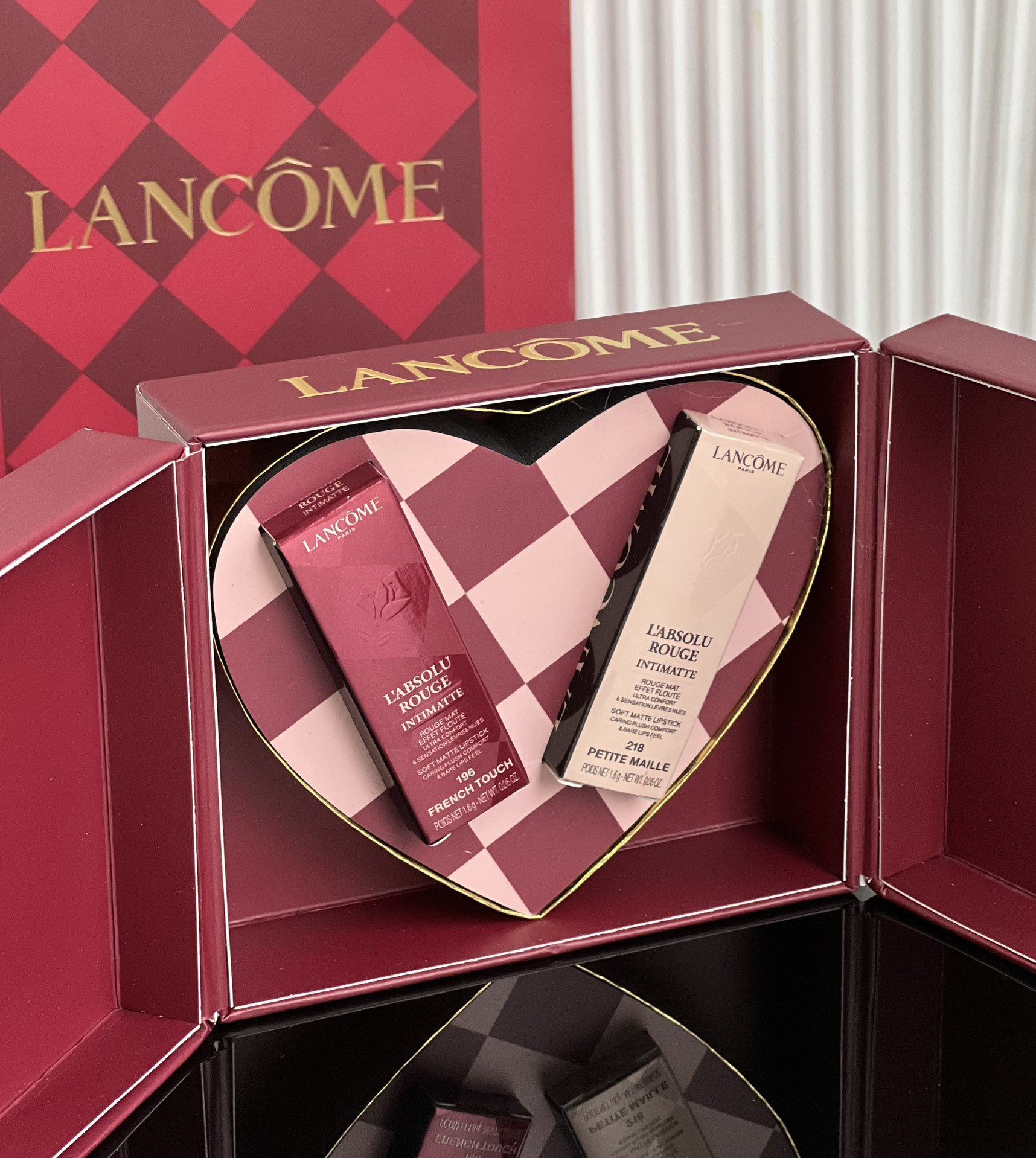 Louis Vuitton Haute Couture Couture Beauty Luxury Makeup Lipstick 3