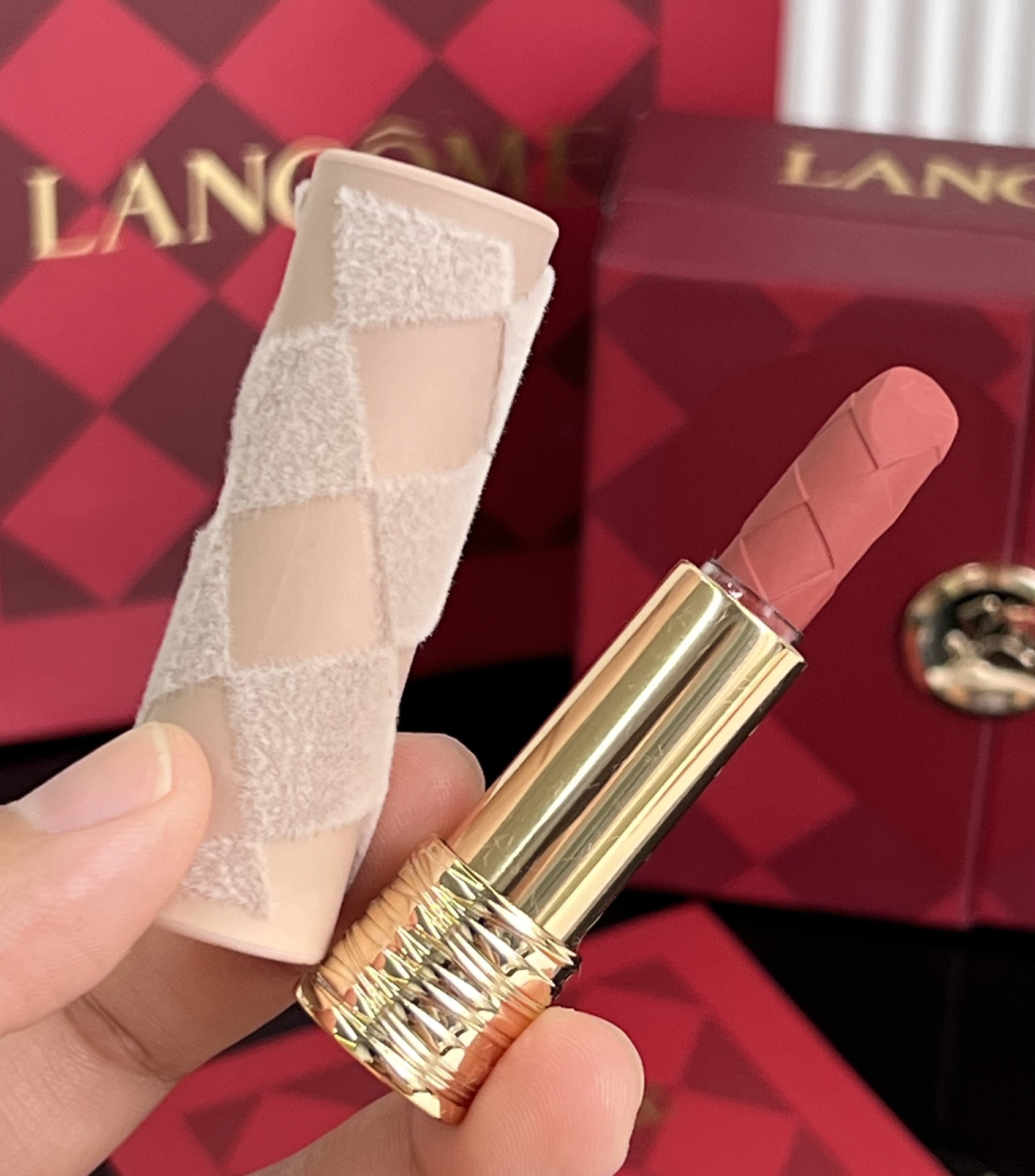 Louis Vuitton Haute Couture Couture Beauty Luxury Makeup Lipstick 7