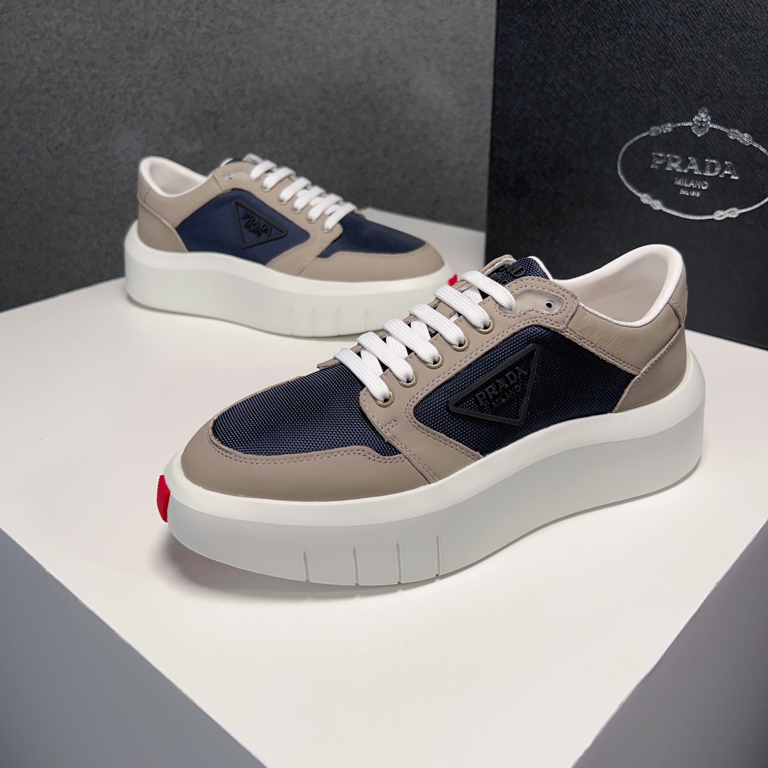 Prada Style Leather Men's Shoes style reference detail image 6 from source 781925
