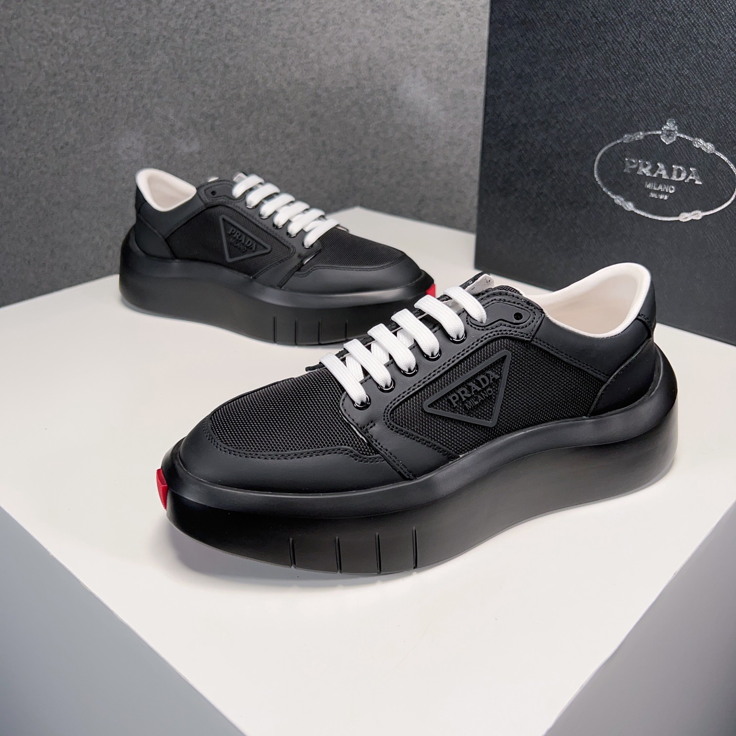 Prada Style Leather Men's Shoes style reference detail image 6 from source 781924