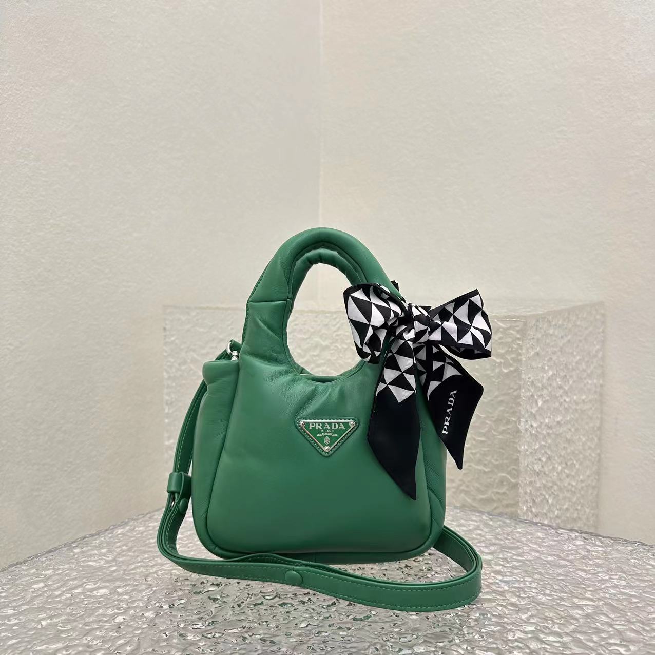 프라다 136566 가방 Prada Bag 썸네일 이미지