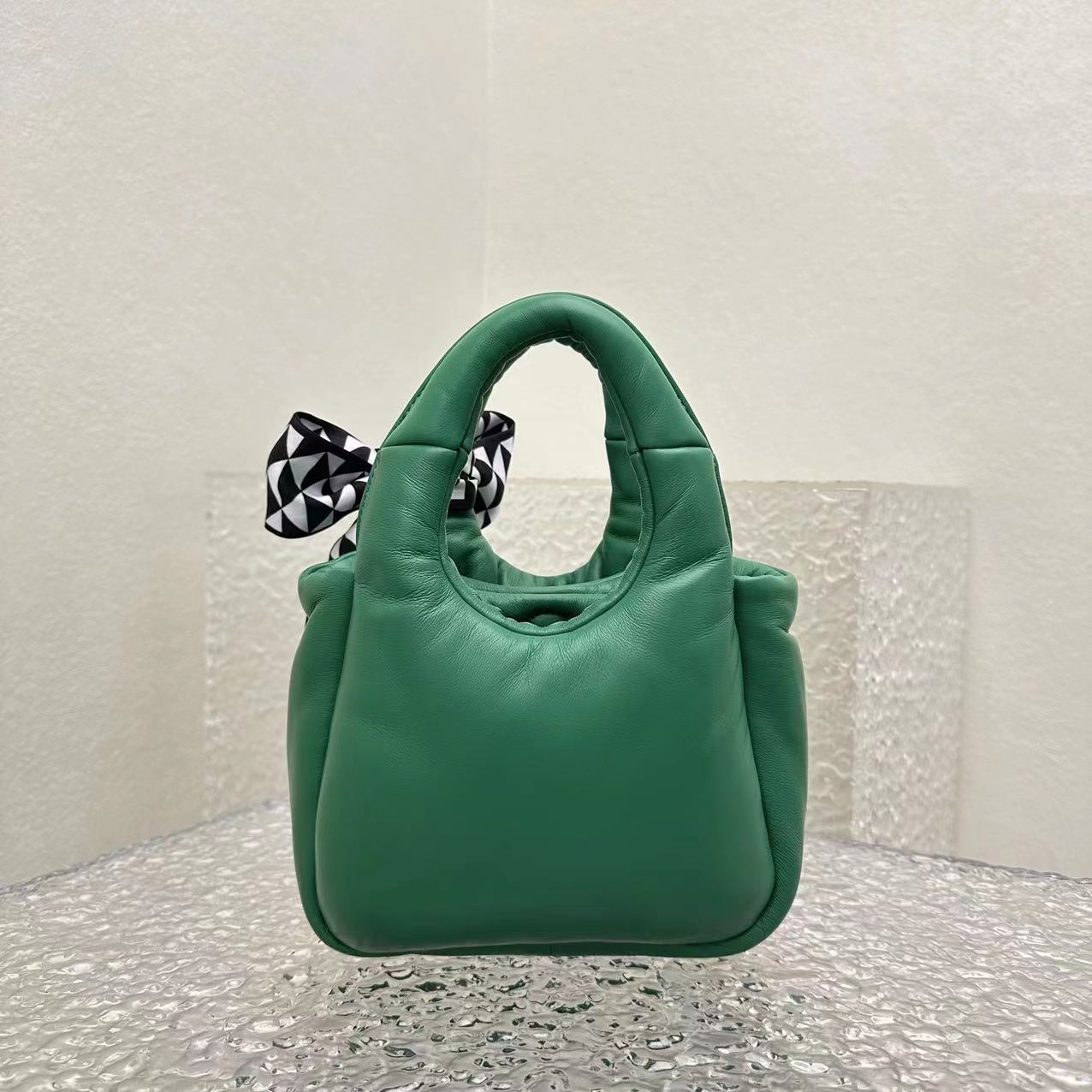 프라다 136566 가방 Prada Bag 썸네일 이미지
