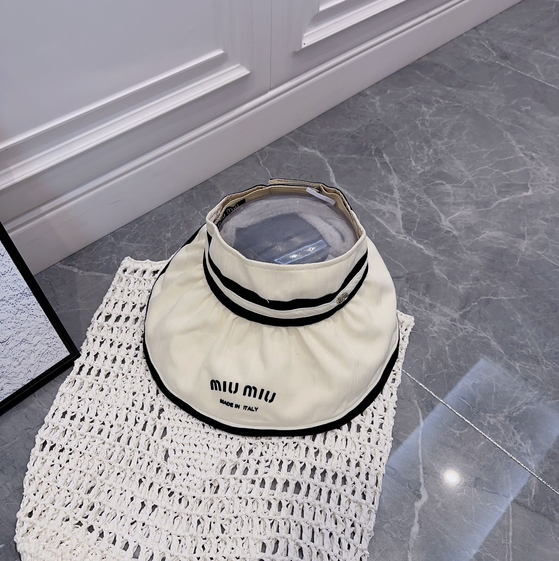미우미우 모자 81103 Miu Miu Cap