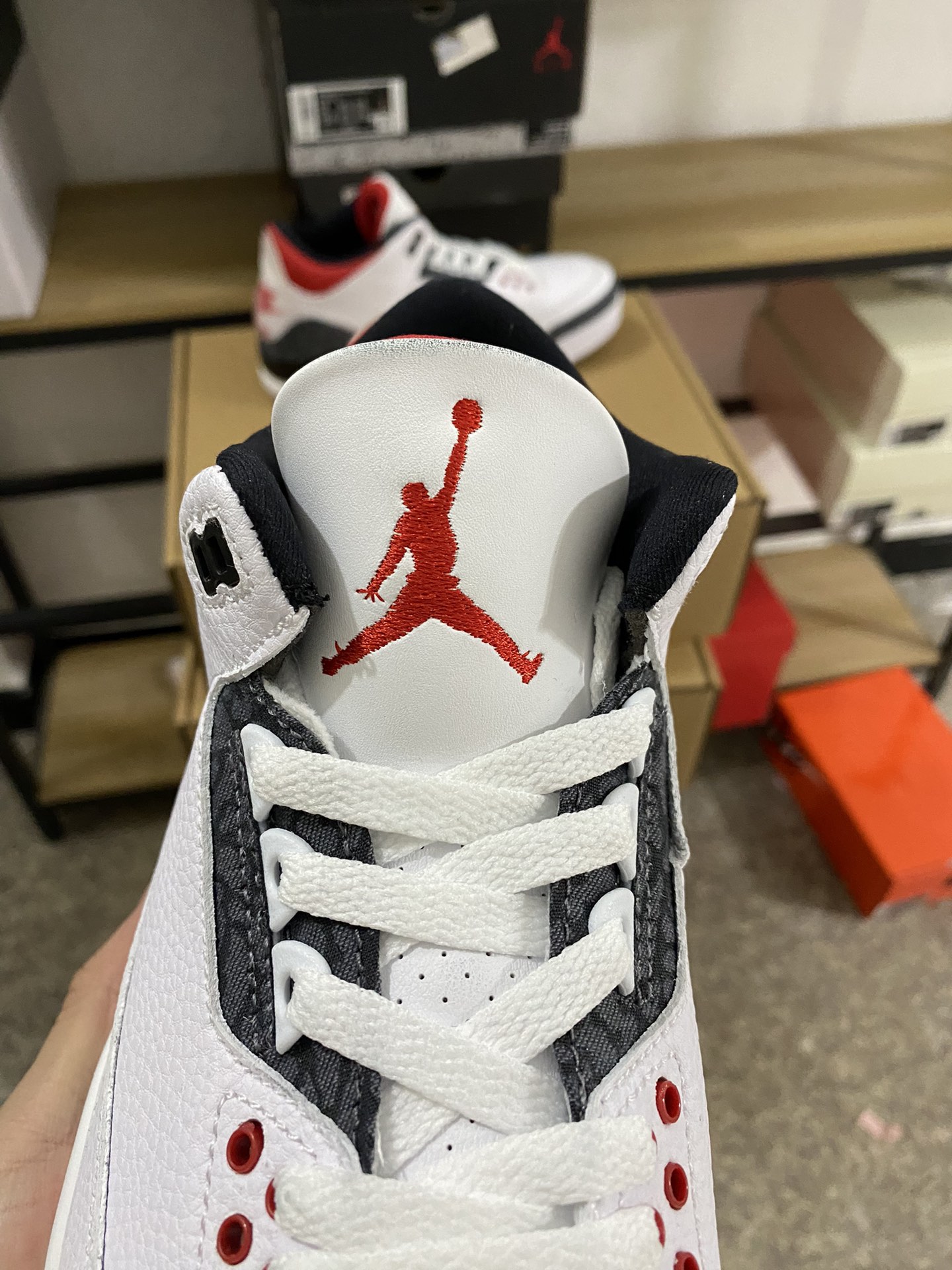 aj3火焰红尺码40-46特价头层皮