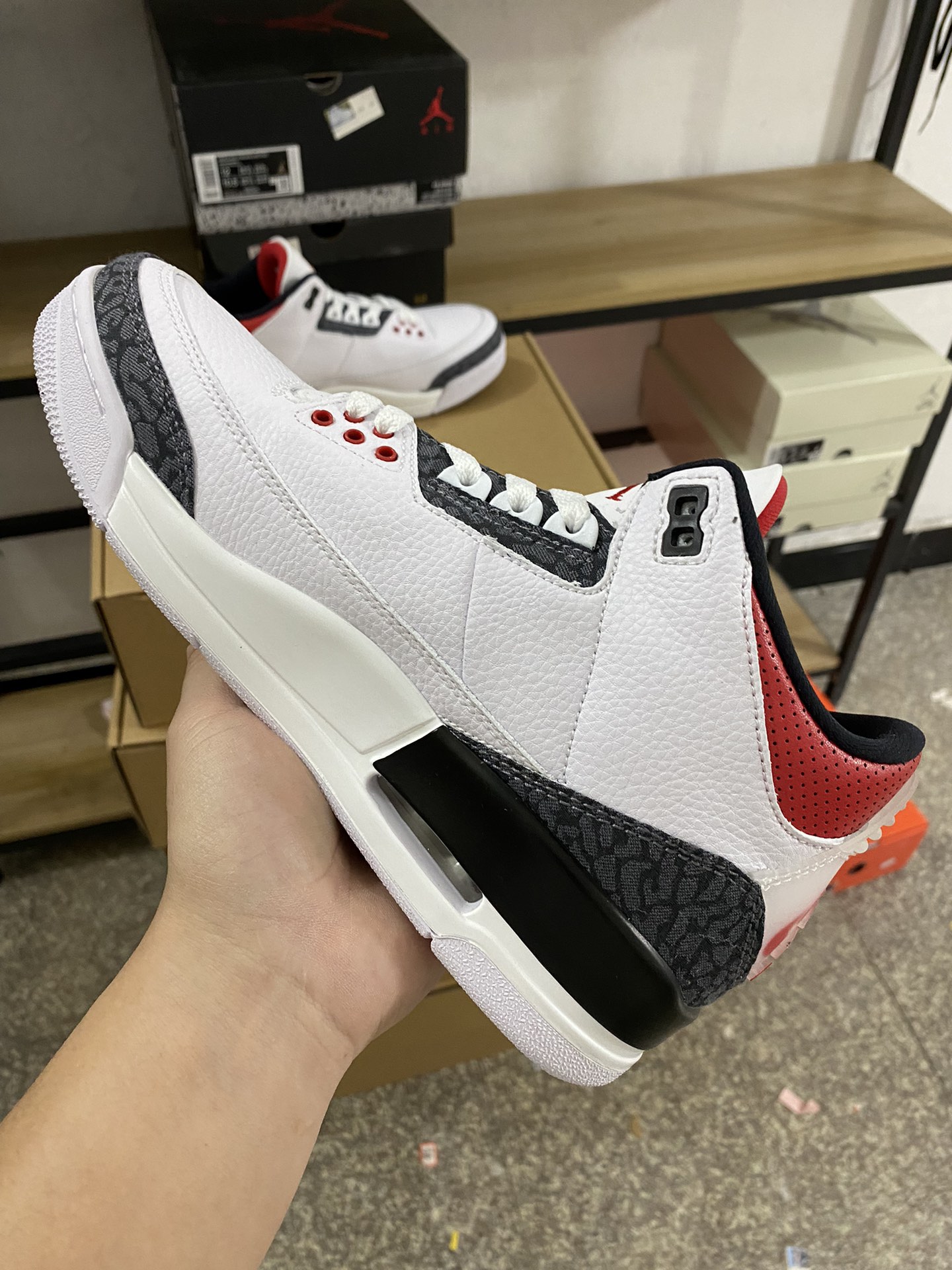 aj3火焰红尺码40-46特价头层皮