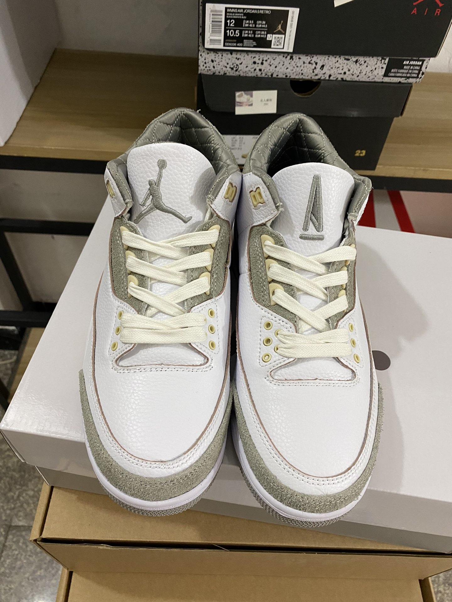 aj3amm米白红尺码40-46特价