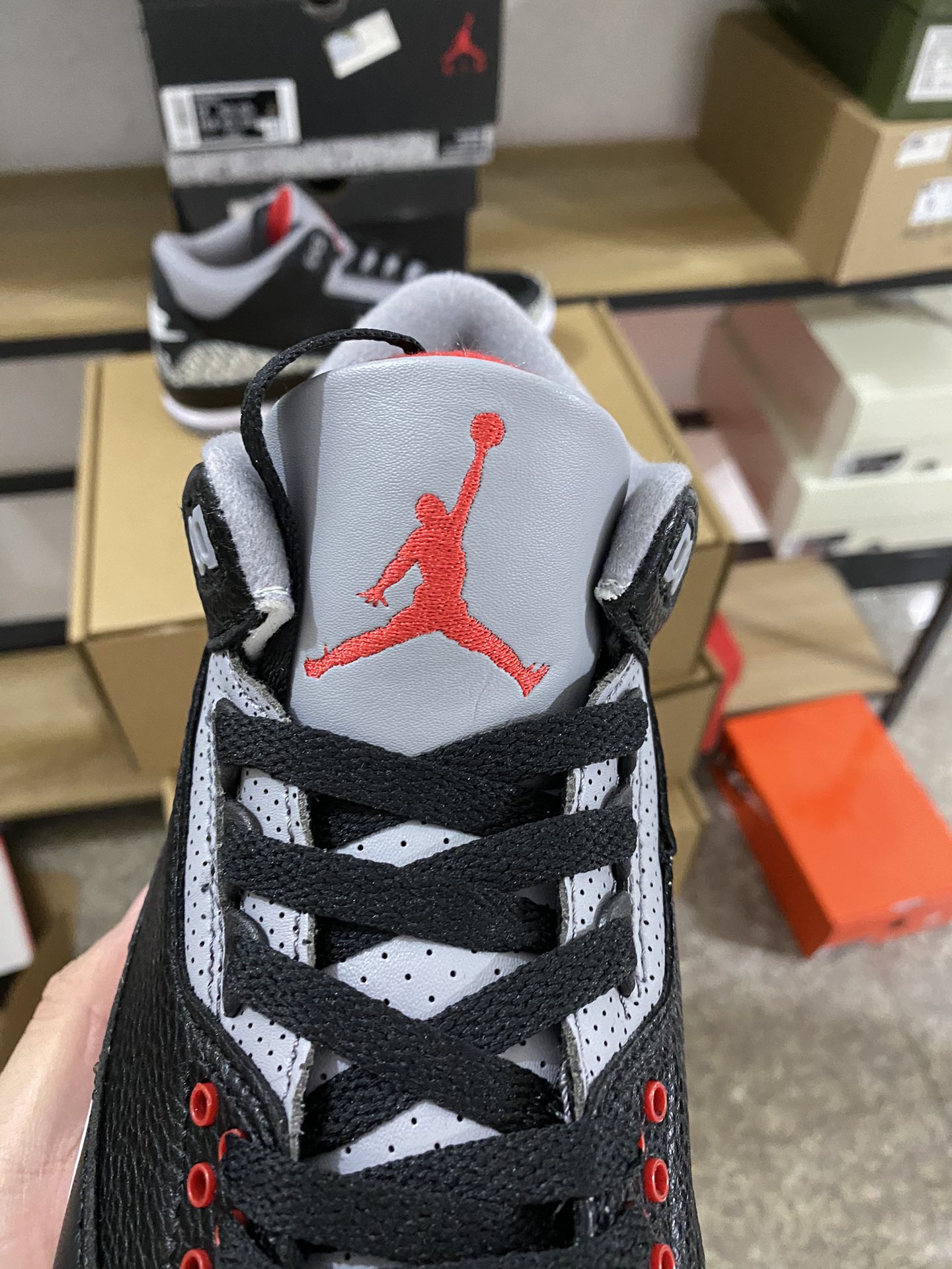 aj3黑水泥尺码40-46没45特价