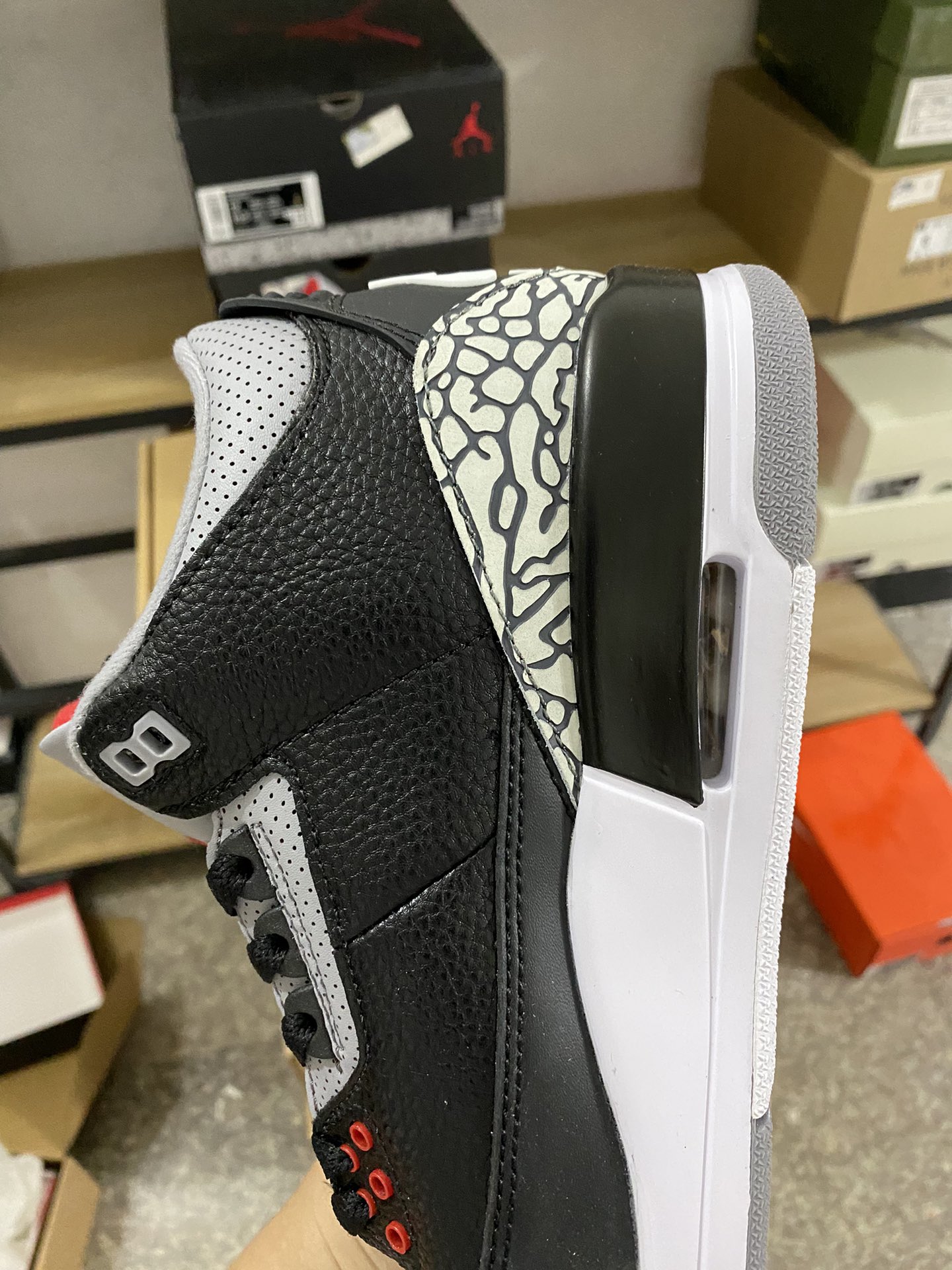 aj3黑水泥尺码40-46没45特价