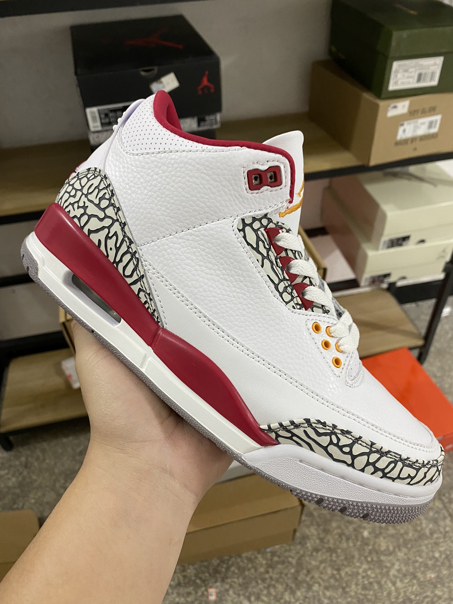 aj3白红金标尺码40-46特价头层