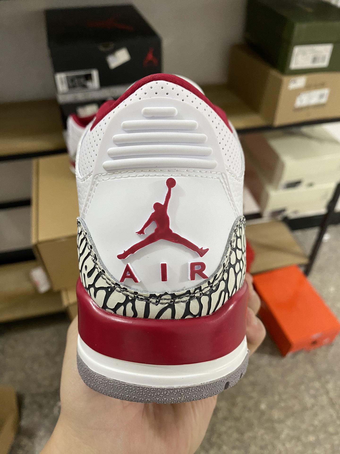 aj3白红金标尺码40-46特价头层