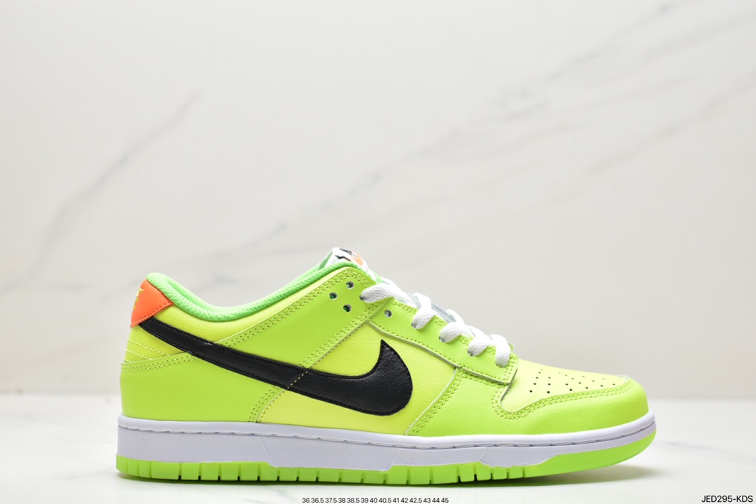 150 耐克Nike SB Zoom Dunk Low 板鞋 FJ4610-702