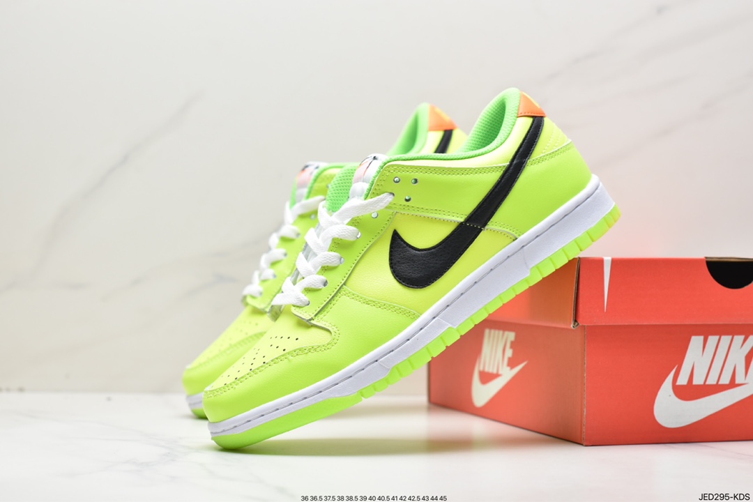 150 耐克Nike SB Zoom Dunk Low 板鞋 FJ4610-702