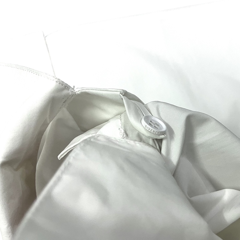 XGS GVC’s High-Quality Lock-In Shirt with Innovative Fabric and Detailed Design - 图片 6