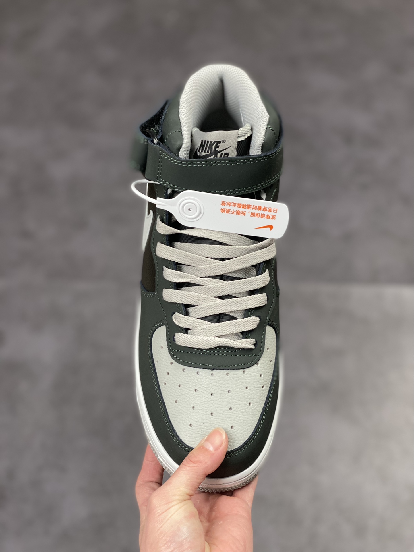 250 Nike Air Force 1 Mid 07 灰黑影子 CW6817-067