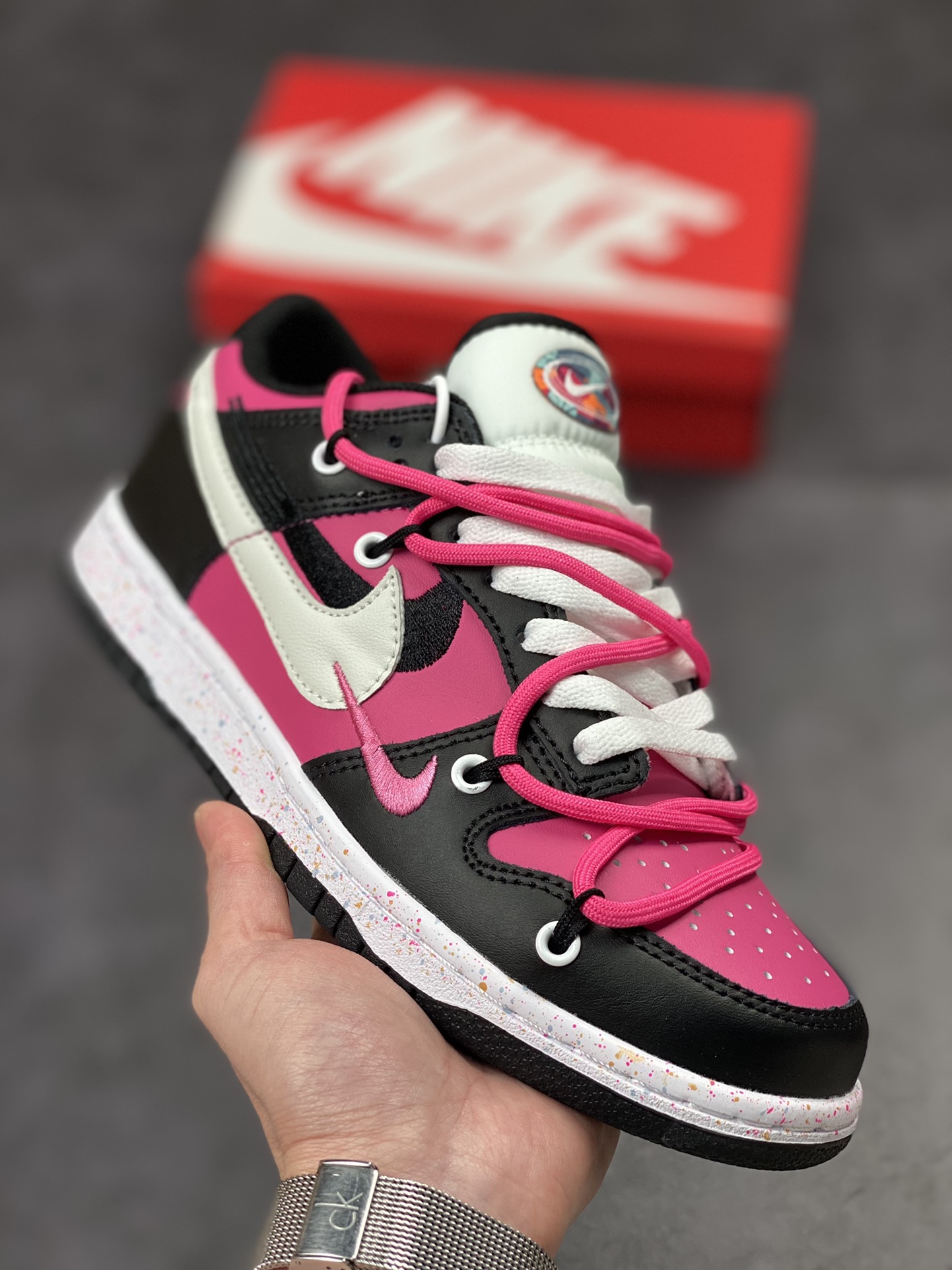 240 NIKE SB Dunk Low 黑粉绑带 FD4623-131-8