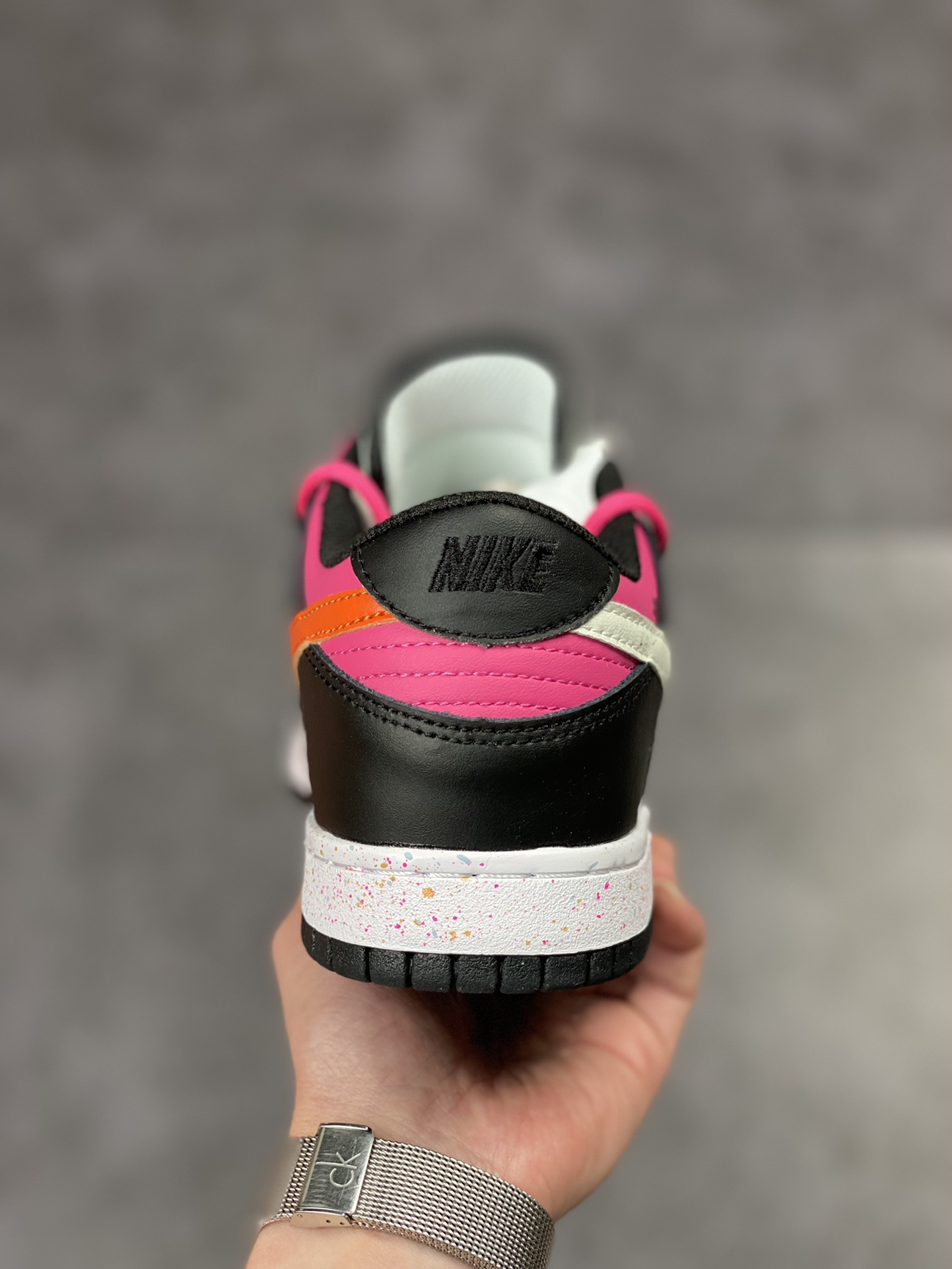 240 NIKE SB Dunk Low 黑粉绑带 FD4623-131-8